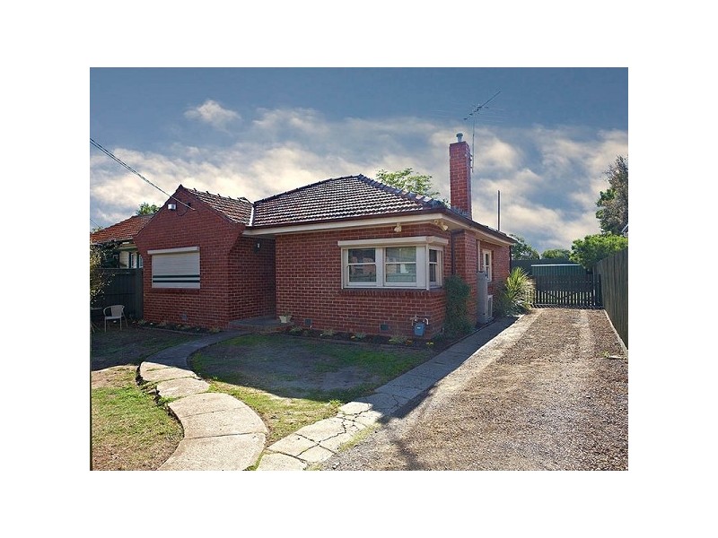 26 Stewart Grove, Pascoe Vale VIC 3044