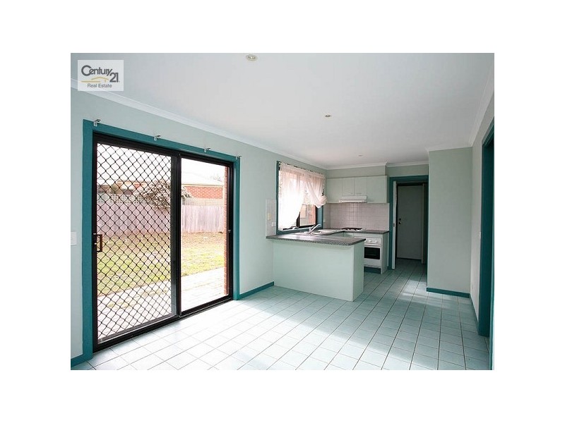 19 Rutherford, Roxburgh Park VIC 3064