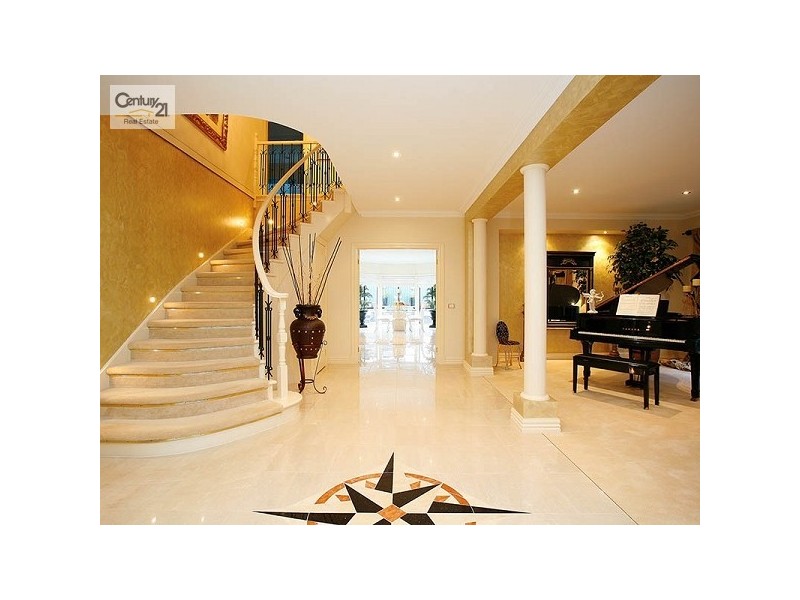 44 MALCOLM CREEK PDE, Craigieburn VIC 3064