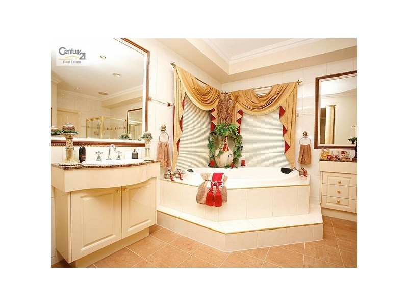 44 MALCOLM CREEK PDE, Craigieburn VIC 3064