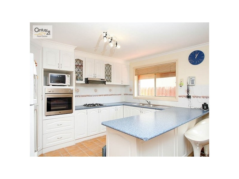 24 Rhine Drive, Roxburgh Park VIC 3064