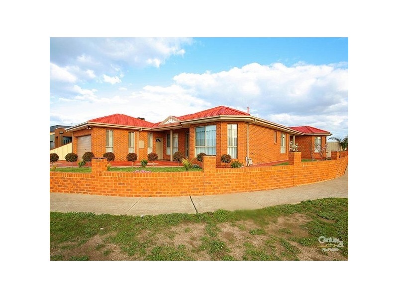 79 Lockwood Drive, Roxburgh Park VIC 3064