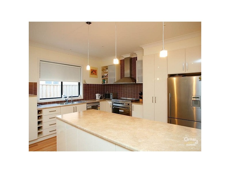 23 Aston Crescent, Craigieburn VIC 3064