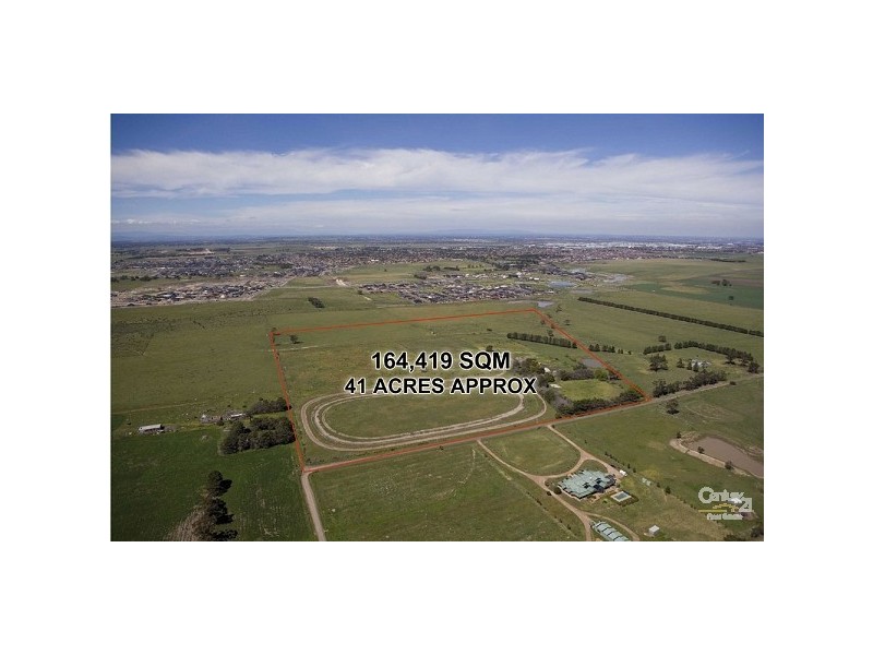 120 WHITES LANE, Craigieburn VIC 3064