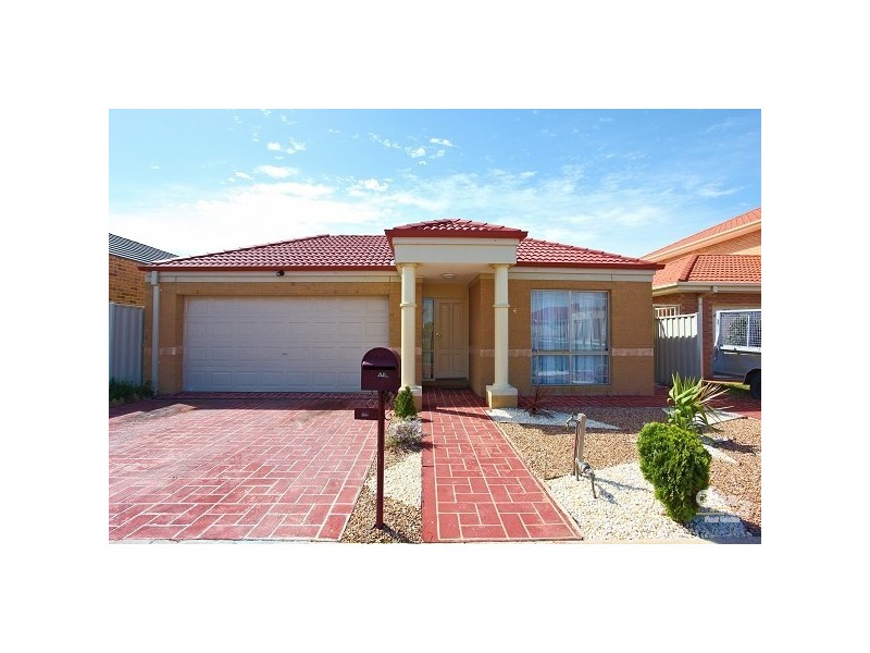 6 Golf View Drive, Craigieburn VIC 3064