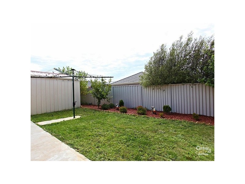 6 Golf View Drive, Craigieburn VIC 3064