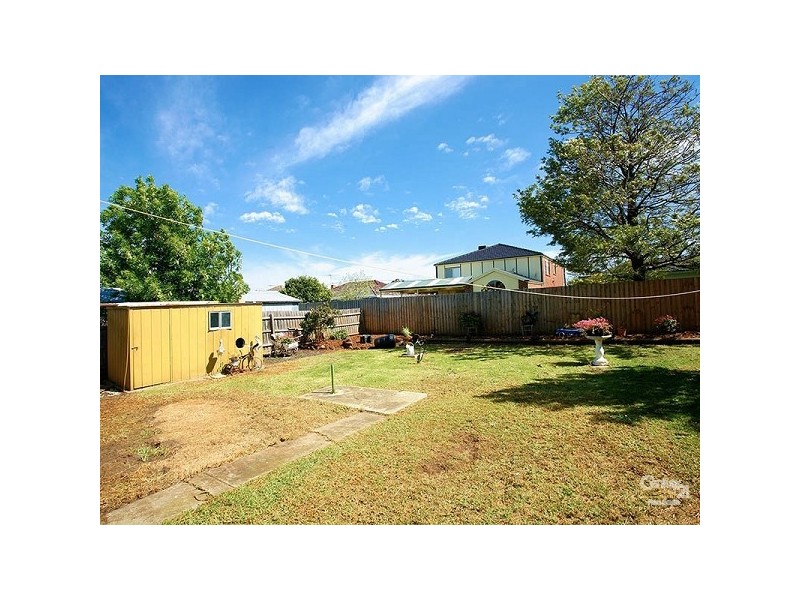 87 Tarana Avenue, Glenroy VIC 3046