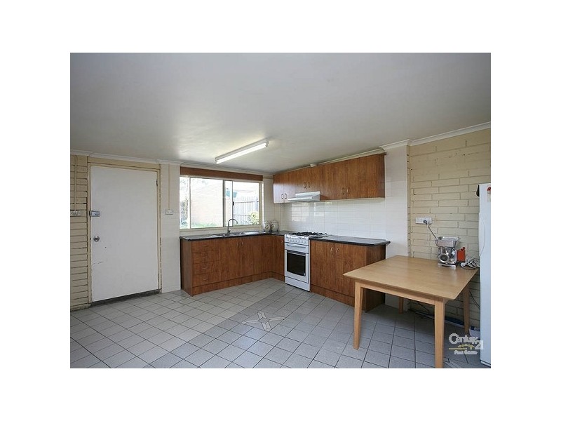 8 Helen Court, Lalor VIC 3075