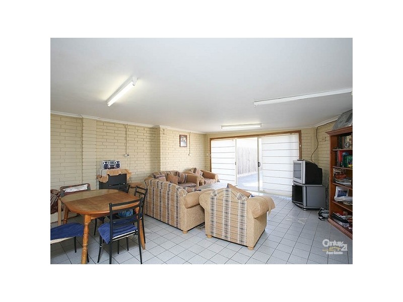 8 Helen Court, Lalor VIC 3075