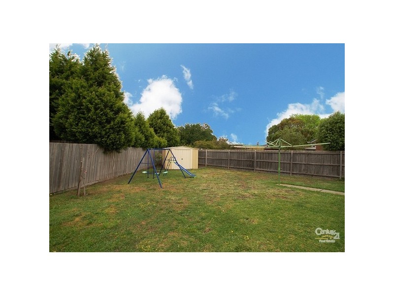 20 ENFIELD PLACE, Craigieburn VIC 3064