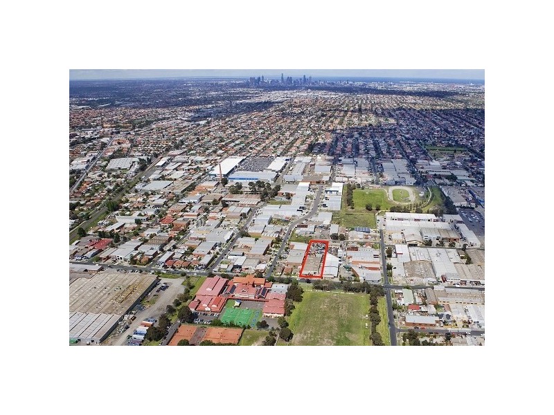 99 BAKERS ROAD, Coburg North VIC 3058