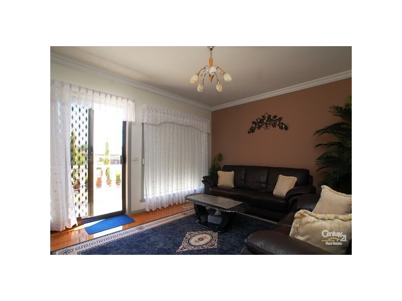 50 Cassinia Crescent, Meadow Heights VIC 3048