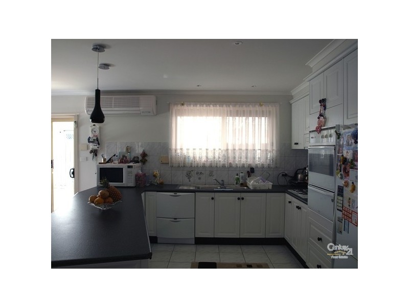 Roxburgh Park VIC 3064