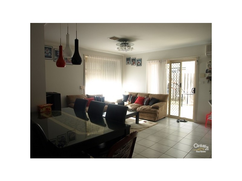 Roxburgh Park VIC 3064
