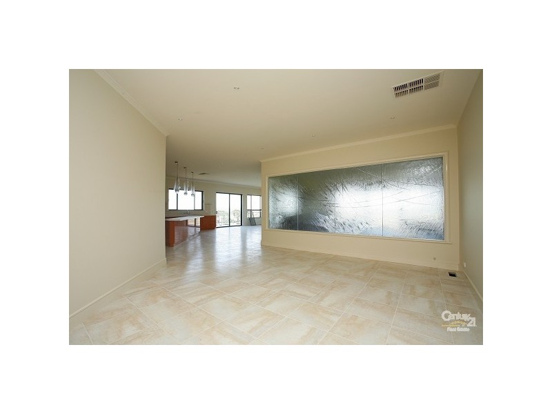 83 Parkside Rise, Craigieburn VIC 3064
