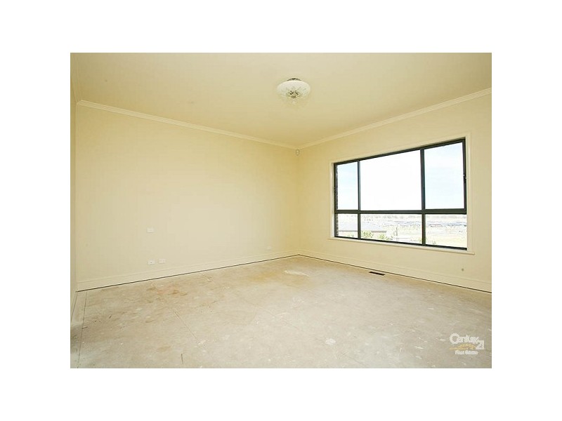 83 Parkside Rise, Craigieburn VIC 3064