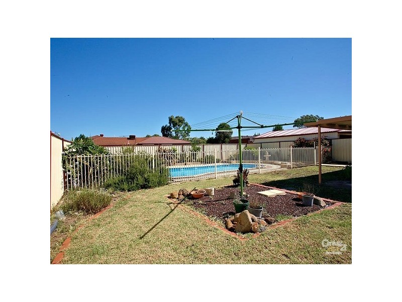 9 Metropolitan Avenue, Craigieburn VIC 3064