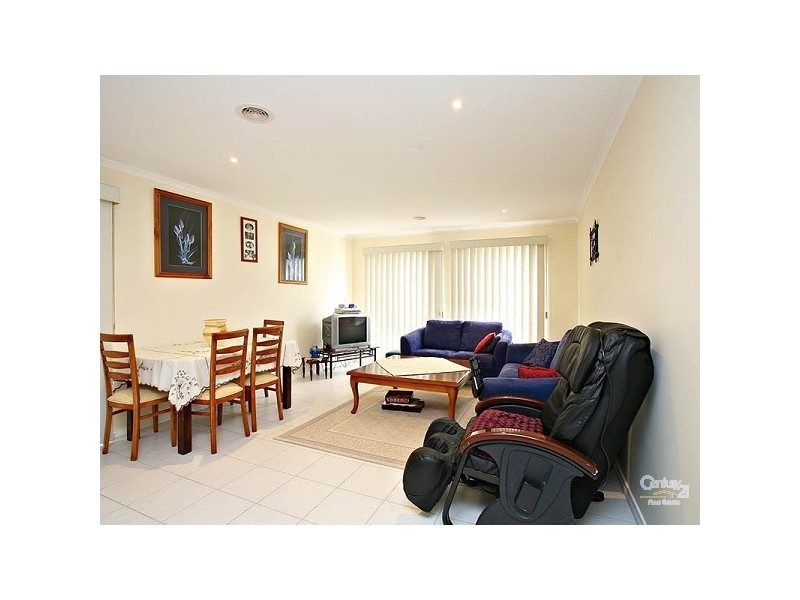 15 Merrivale Place, Roxburgh Park VIC 3064