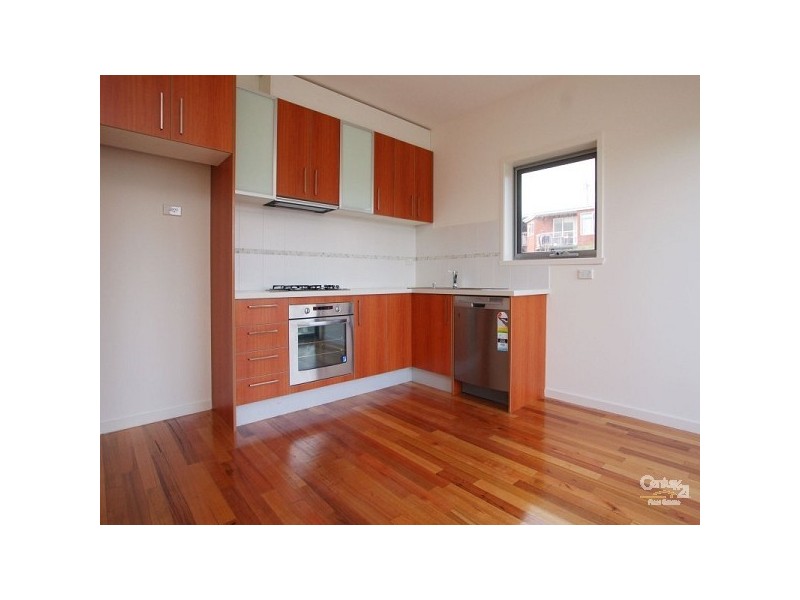 68 Hopetoun Avenue, Brunswick VIC 3056