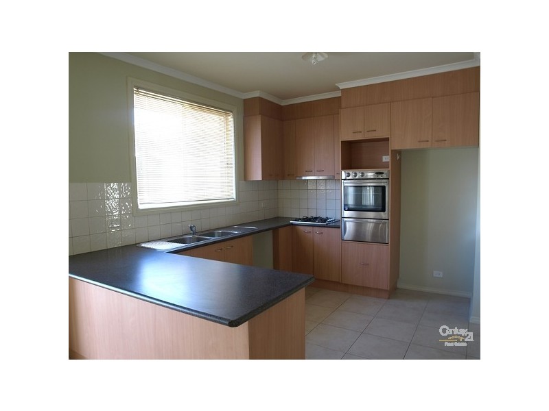 19 Limpopa Square, Roxburgh Park VIC 3064