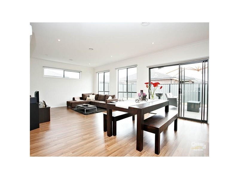 16 Elland Court, Craigieburn VIC 3064