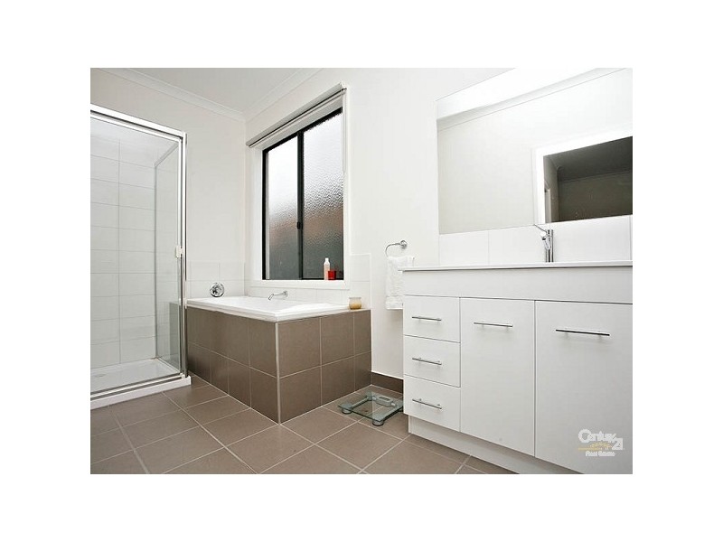 16 Elland Court, Craigieburn VIC 3064