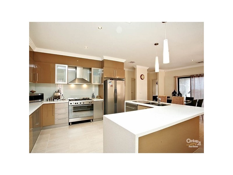 20 Eagleview Way, Craigieburn VIC 3064