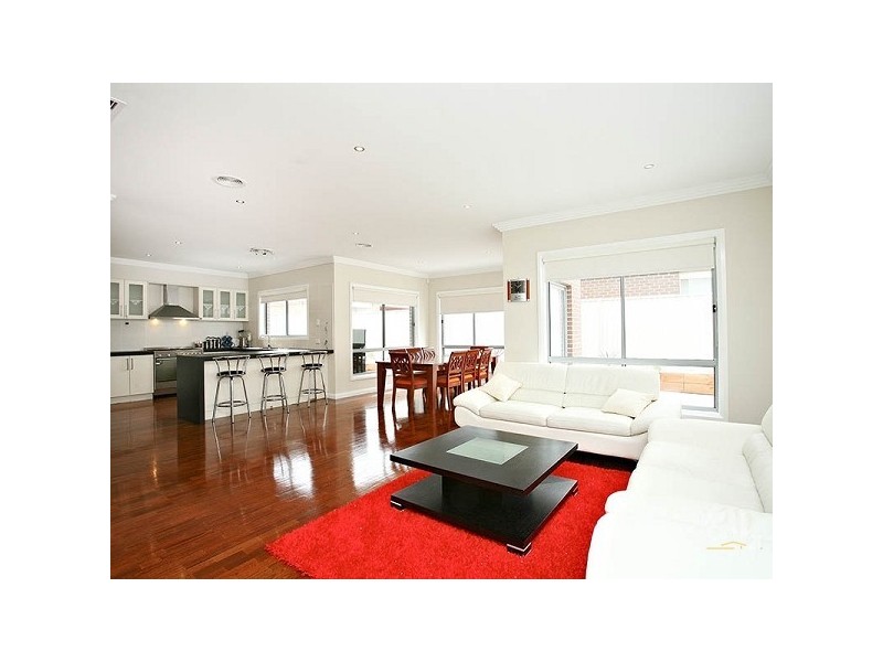 27 Long Island Circuit, Craigieburn VIC 3064