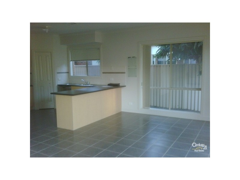 2 Alderstead Place, Caroline Springs VIC 3023