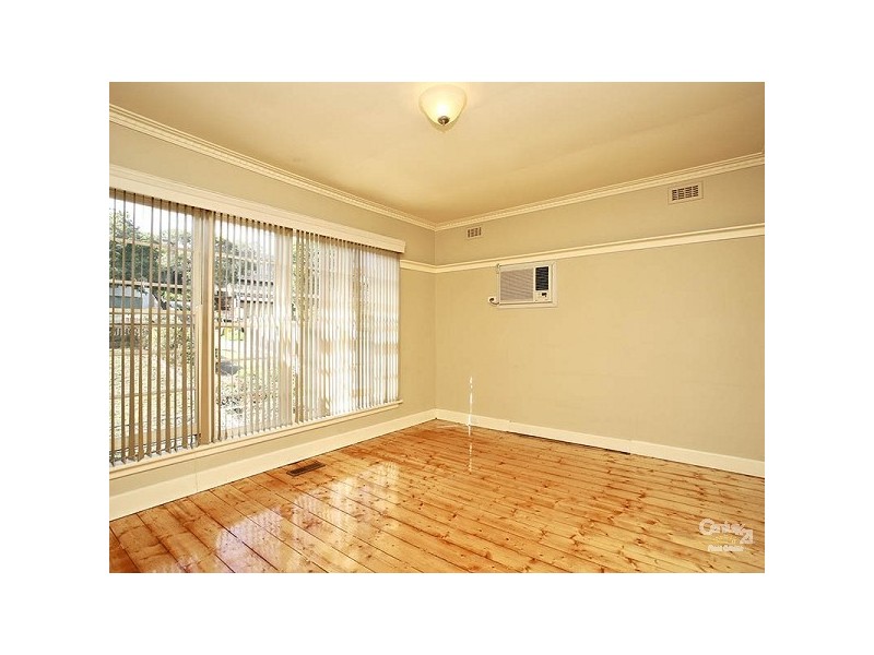 5 Rainer Street, Pascoe Vale South VIC 3044
