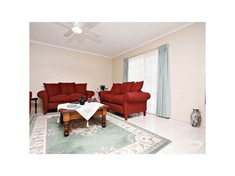 5 Elder Close, Meadow Heights VIC 3048