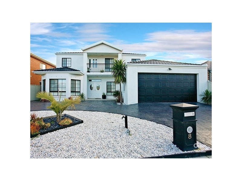 8 McPherson Boulevard, Roxburgh Park VIC 3064