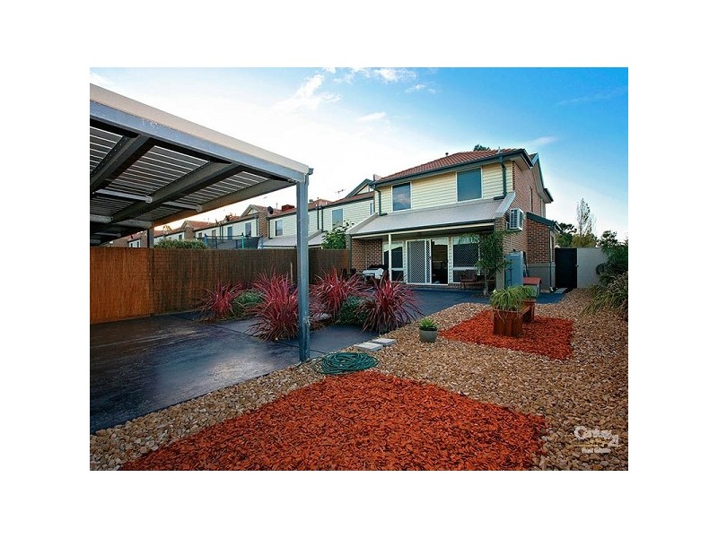 1 McKinley Drive, Roxburgh Park VIC 3064