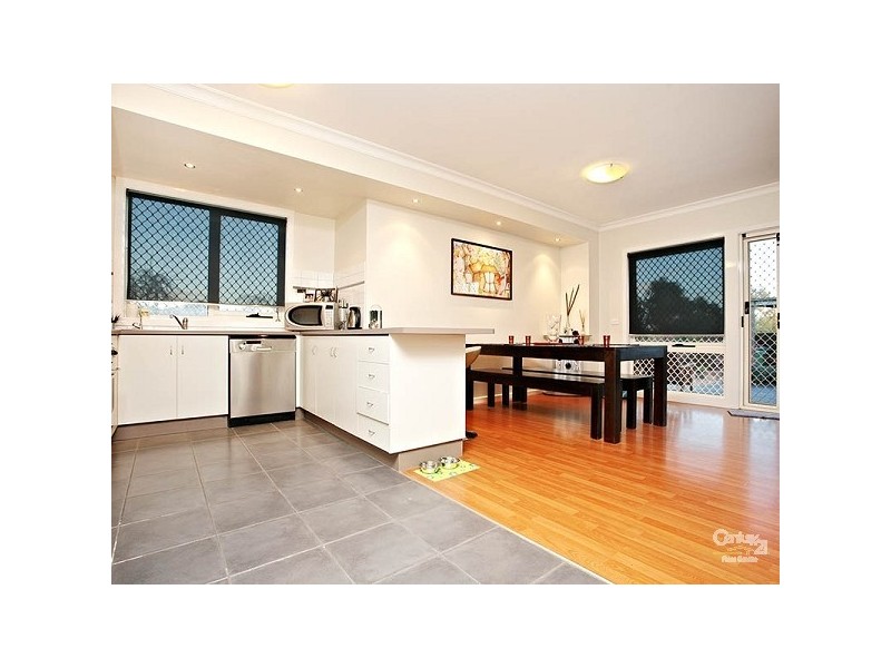 1 McKinley Drive, Roxburgh Park VIC 3064