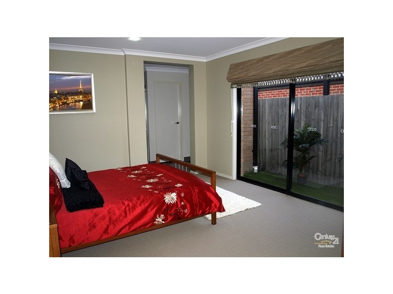 11 Broadway Street, Roxburgh Park VIC 3064