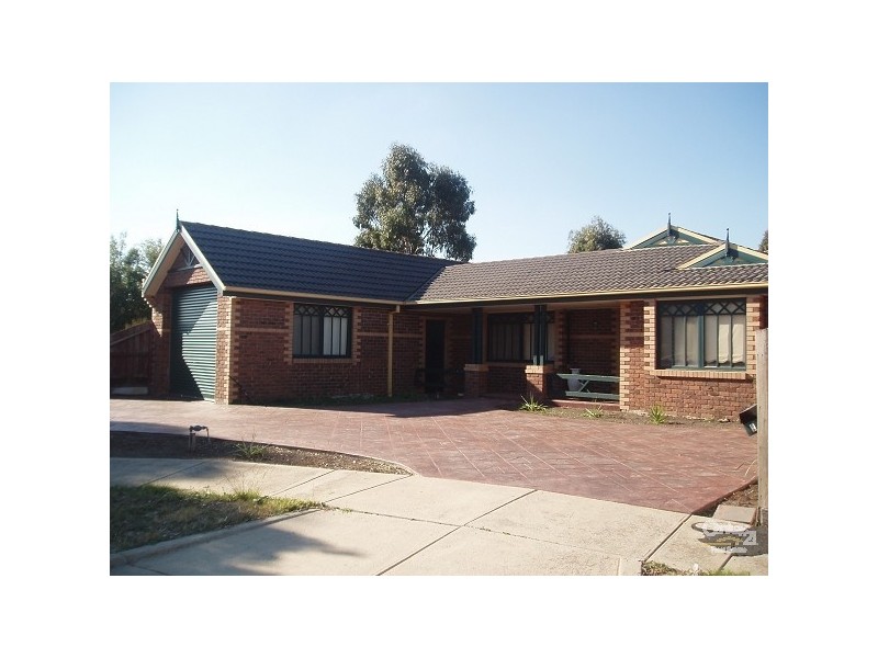 2 Nottingham Way, Sydenham VIC 3037