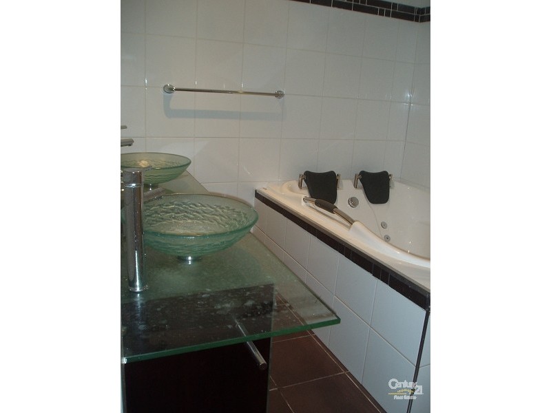 81  Pecham Street, Glenroy VIC 3046