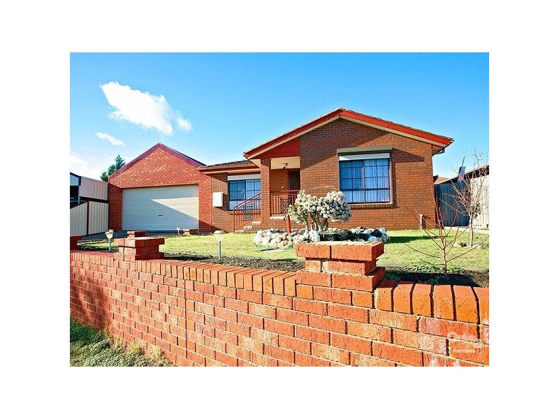 15 Rubus Court, Meadow Heights VIC 3048