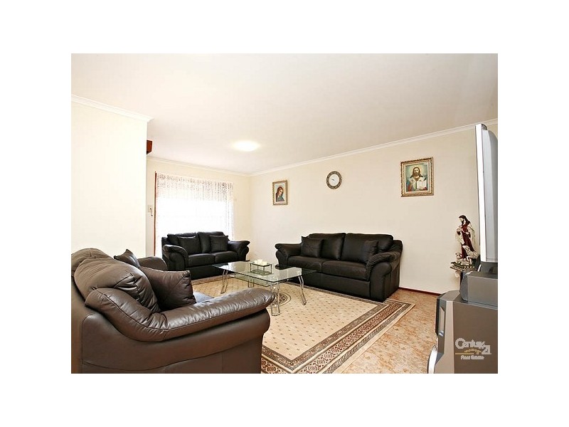 15 Rubus Court, Meadow Heights VIC 3048
