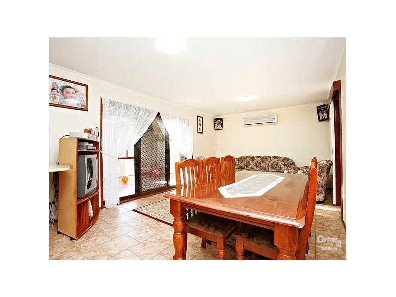 15 Rubus Court, Meadow Heights VIC 3048