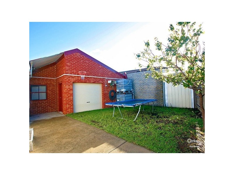 15 Rubus Court, Meadow Heights VIC 3048