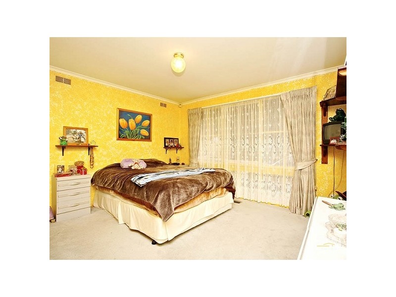8 Riversdale Street, Craigieburn VIC 3064
