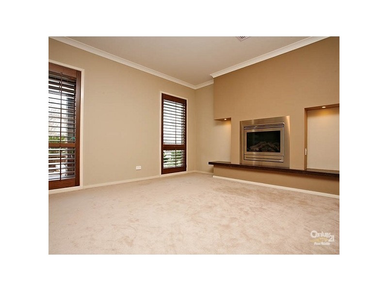 11 Moresby Court, Craigieburn VIC 3064