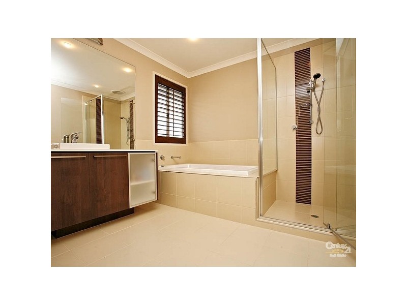 11 Moresby Court, Craigieburn VIC 3064