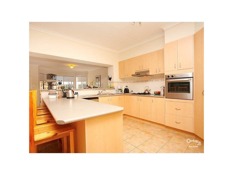 5 Mayfield Mews, Roxburgh Park VIC 3064