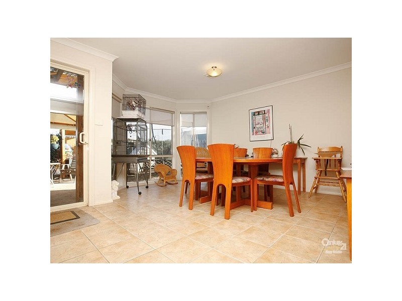 5 Mayfield Mews, Roxburgh Park VIC 3064