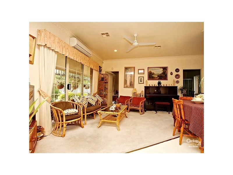 14A John Street, Oak Park VIC 3046