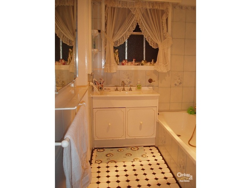 6 Thorpdale Avenue, Coolaroo VIC 3048