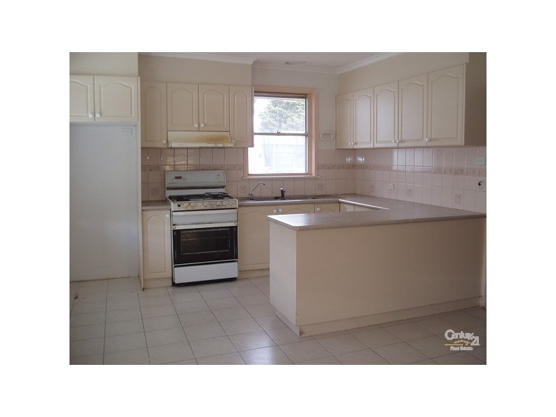 15 Romsey Crescent, Dallas VIC 3047