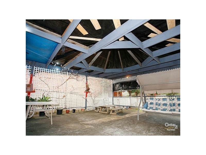9 Pickersgill Crescent, Roxburgh Park VIC 3064